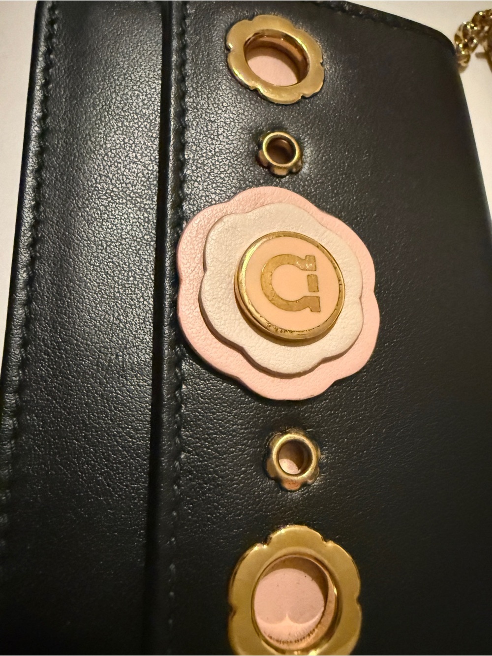 Salvatore Ferragamo Gancini Flower Card Holder Keychain Black, never used - Picture 5 of 11